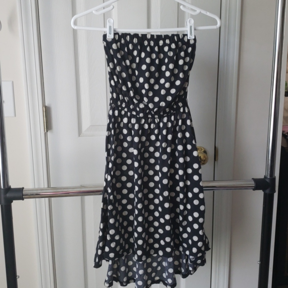 Polka dot strapless dress